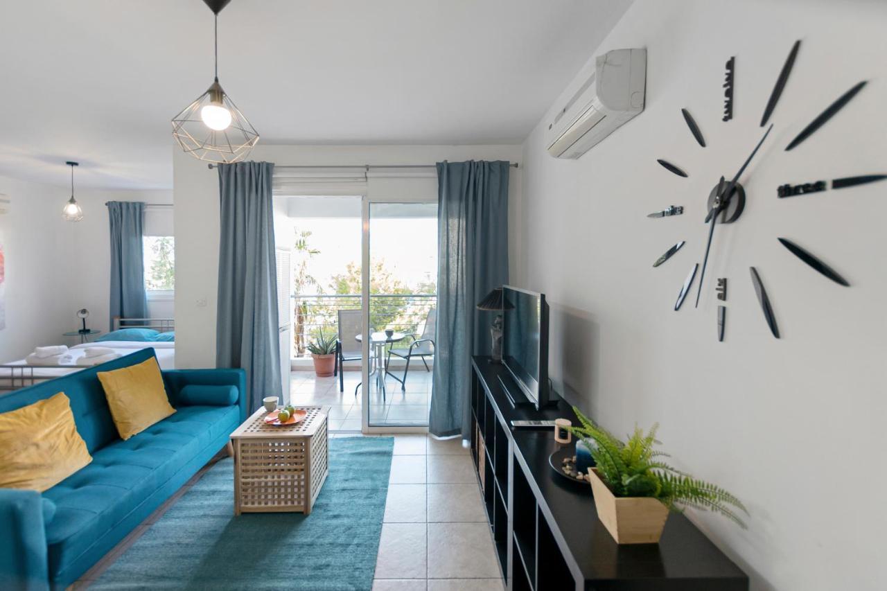Glabur Stays - The Cozy Atelier - Nicosia City, Free Parking & Wifi, Welcomes You!!! ภายนอก รูปภาพ